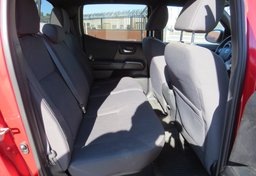 2019 Toyota Tacoma - Image 30