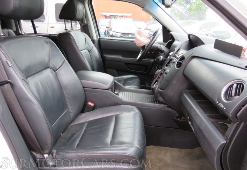 2015 Honda Pilot - Image 24