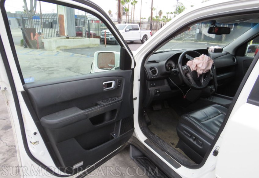 2015 Honda Pilot - Image 19