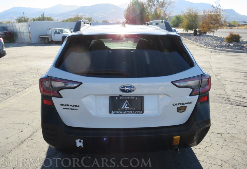 2022 Subaru Outback - Image 12