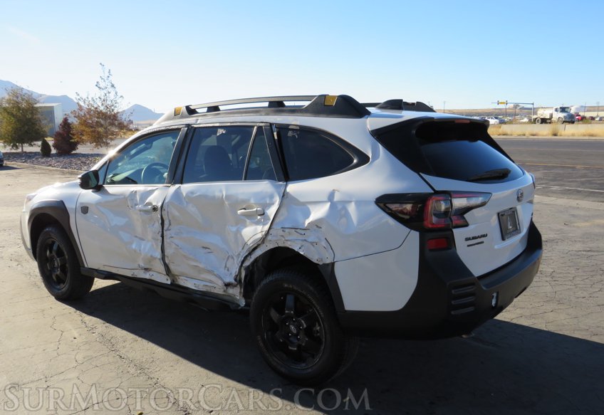 2022 Subaru Outback - Image 8