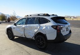 2022 Subaru Outback - Image 7