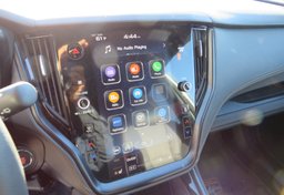 2022 Subaru Outback - Image 40