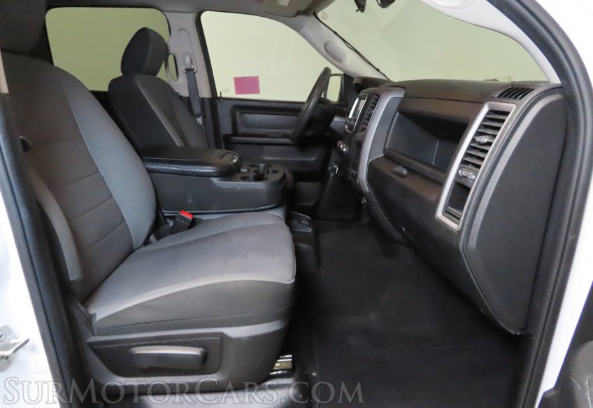 2023 Ram 1500 Classic - Image 29