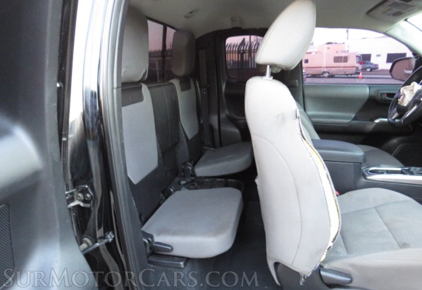 2017 Toyota Tacoma - Image 30