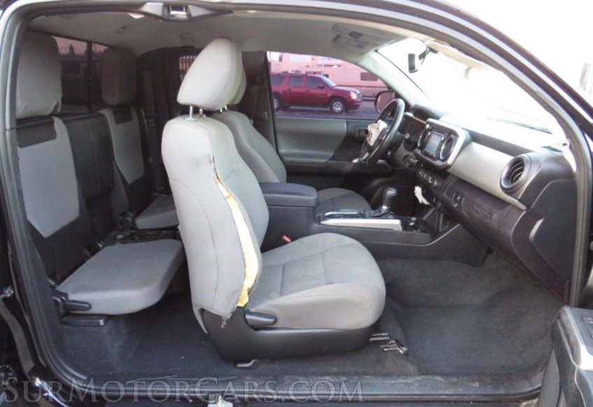 2017 Toyota Tacoma - Image 28