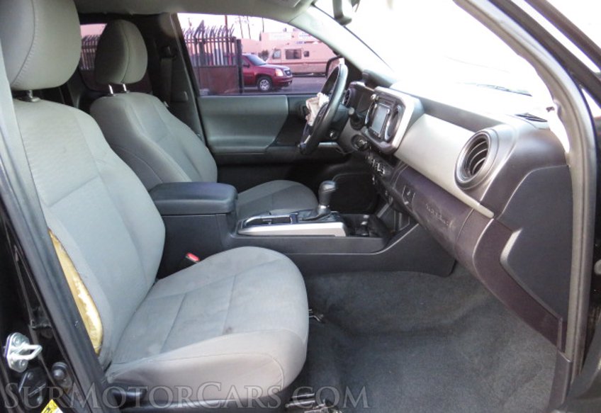 2017 Toyota Tacoma - Image 24