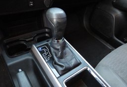 2017 Toyota Tacoma - Image 39