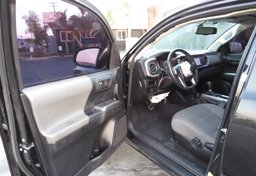 2017 Toyota Tacoma - Image 22