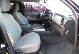 2017 Toyota Tacoma - Image 24