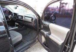 2017 Toyota Tacoma - Image 23