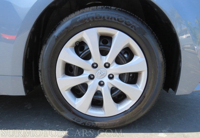 2022 Toyota Corolla - Image 18