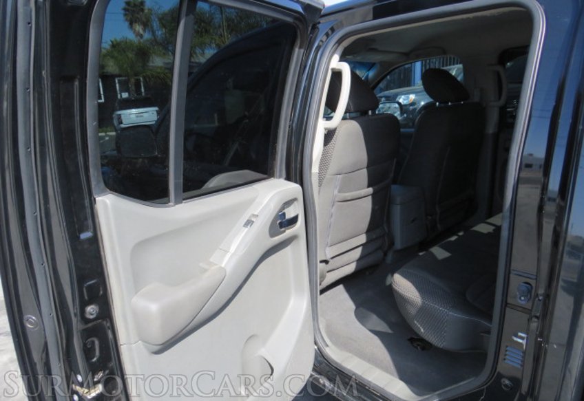 2019 Nissan Frontier - Image 28