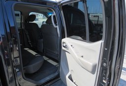 2019 Nissan Frontier - Image 29