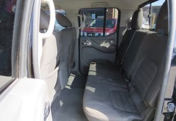 2019 Nissan Frontier - Image 32