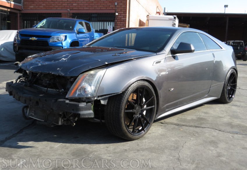 2011 Cadillac CTS-V Coupe - Image 3
