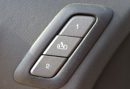 2011 Cadillac CTS-V Coupe - Image 38