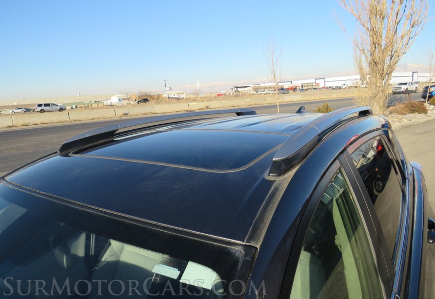 2017 Toyota RAV4 Hybrid - Image 18