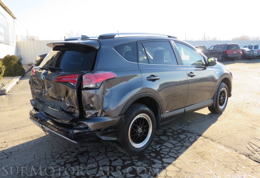 2017 Toyota RAV4 Hybrid - Image 8