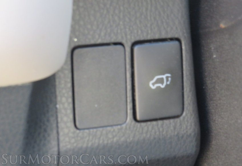 2017 Toyota RAV4 Hybrid - Image 50