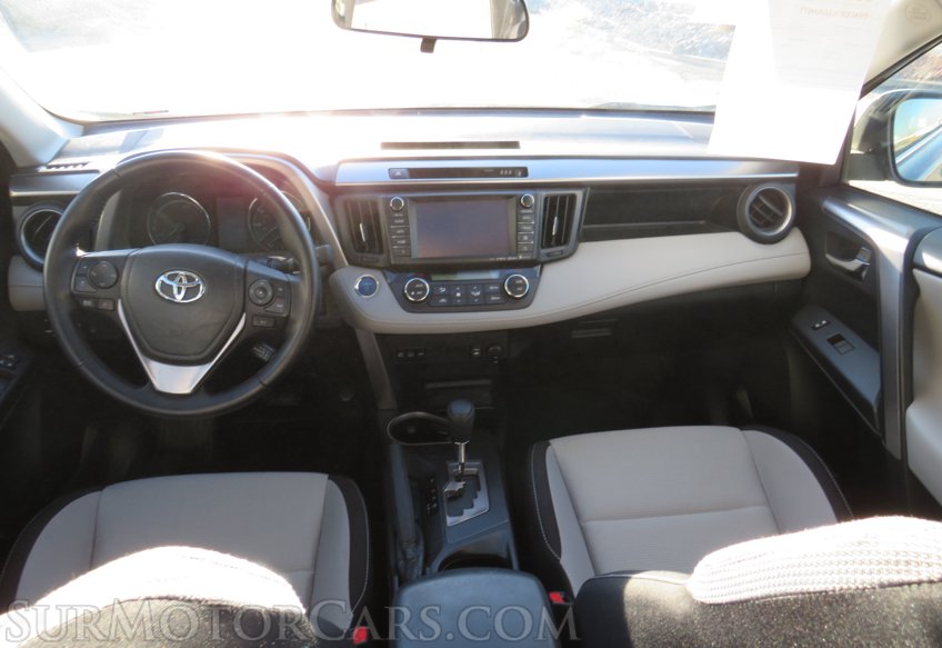2017 Toyota RAV4 Hybrid - Image 25