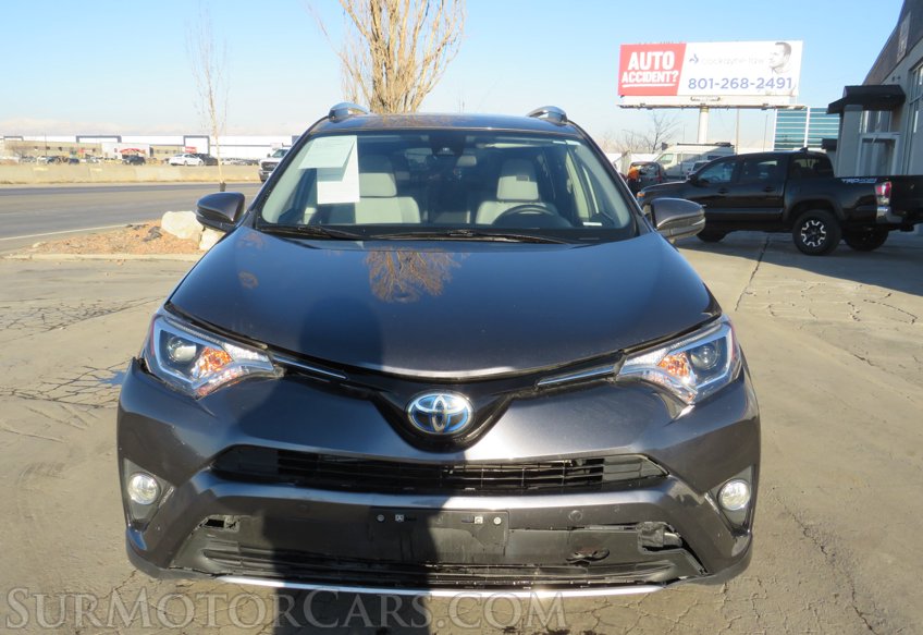 2017 Toyota RAV4 Hybrid - Image 11