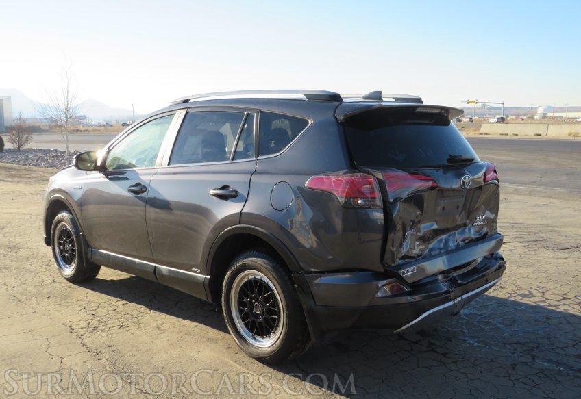 2017 Toyota RAV4 Hybrid - Image 5