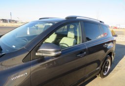 2017 Toyota RAV4 Hybrid - Image 15