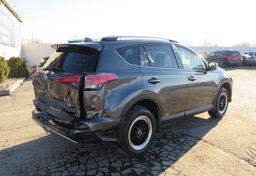 2017 Toyota RAV4 Hybrid - Image 6