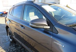 2017 Toyota RAV4 Hybrid - Image 14