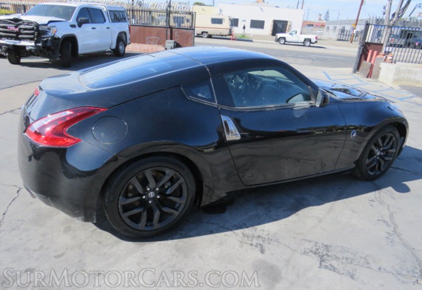 2020 Nissan 370Z Coupe - Image 10