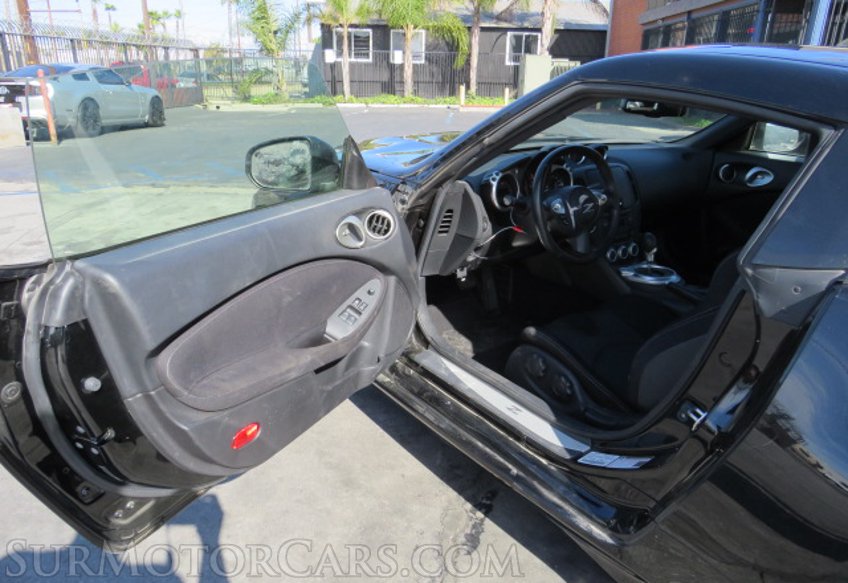 2020 Nissan 370Z Coupe - Image 18