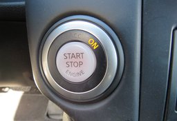 2020 Nissan 370Z Coupe - Image 32