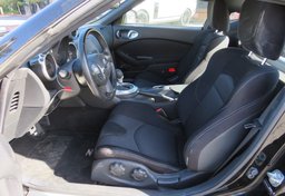 2020 Nissan 370Z Coupe - Image 21