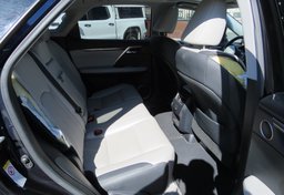 2017 Lexus RX - Image 31