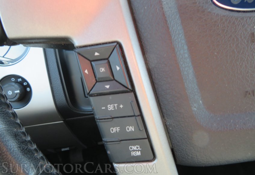 2016 Ford Expedition EL - Image 29