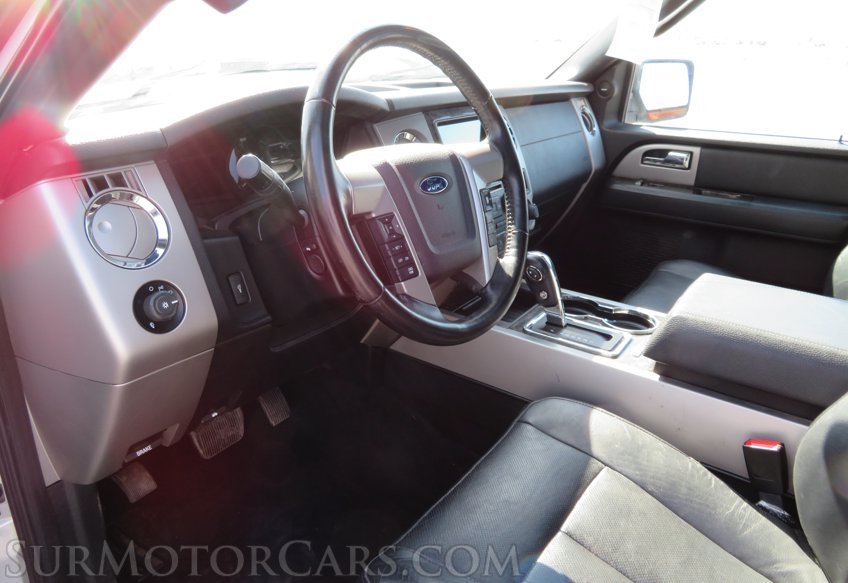 2016 Ford Expedition EL - Image 19