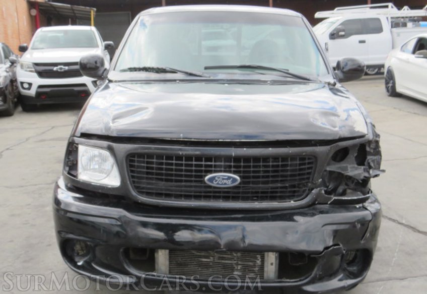 2004 Ford F-150 Heritage - Image 12