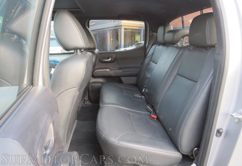 2020 Toyota Tacoma 4WD - Image 35