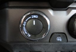 2020 Toyota Tacoma 4WD - Image 42