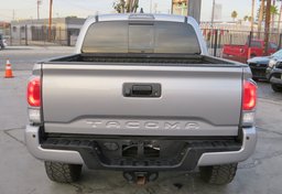 2020 Toyota Tacoma 4WD - Image 12