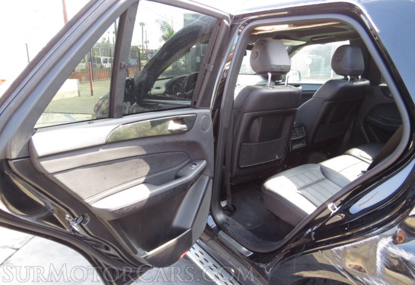 2019 Mercedes-Benz GLE - Image 25