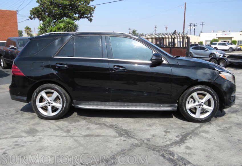 2019 Mercedes-Benz GLE - Image 12