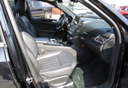 2019 Mercedes-Benz GLE - Image 24