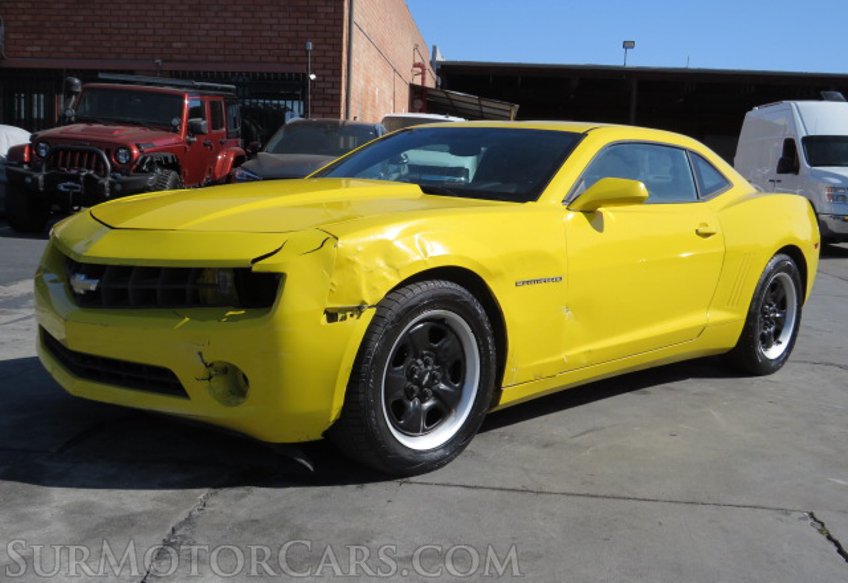 2013 Chevrolet Camaro - Image 3