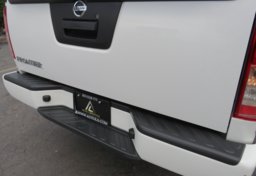 2019 Nissan Frontier - Image 18