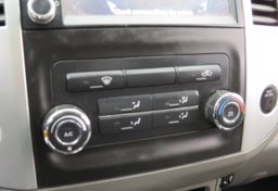 2019 Nissan Frontier - Image 32