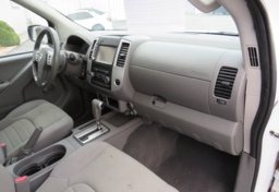 2019 Nissan Frontier - Image 22