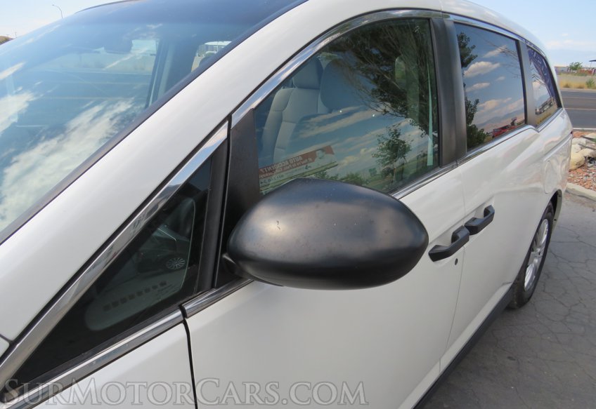 2016 Honda Odyssey - Image 16