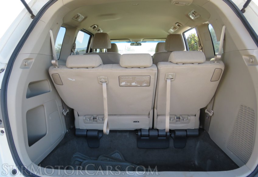 2016 Honda Odyssey - Image 32